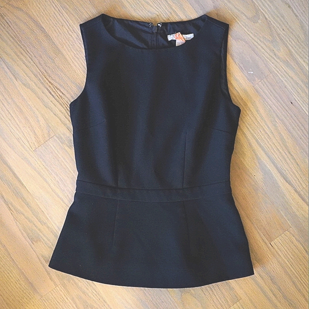 Banana Republic structured top